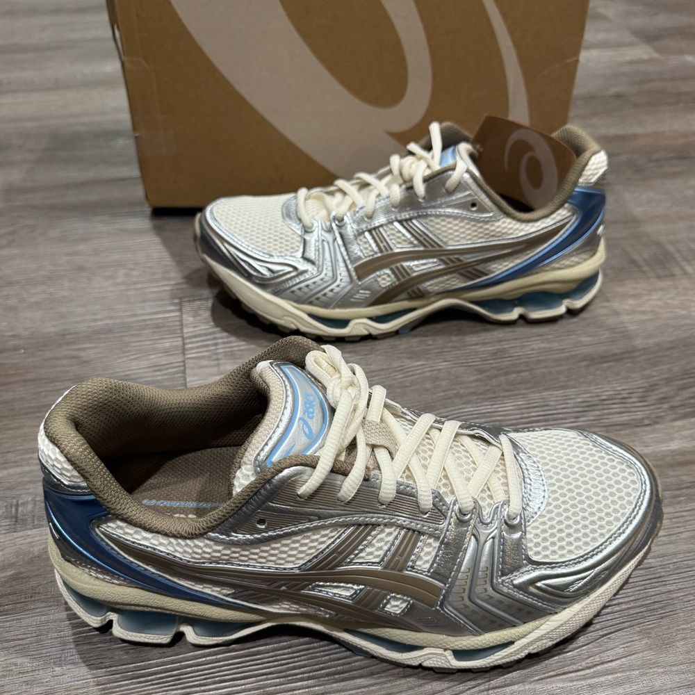 ASICS Gel-Kayano 14 Cream Pepper Athletic Running Sneakers - Picture 3 of 13